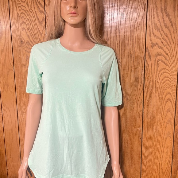 Lululemon" Run Around Tee Heathered -Green Mint - Picture 9 of 13